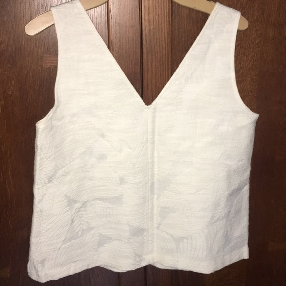 ❤️ PALM PRINT IVORY TANK NWT MEDIUM - Picture 4 of 16